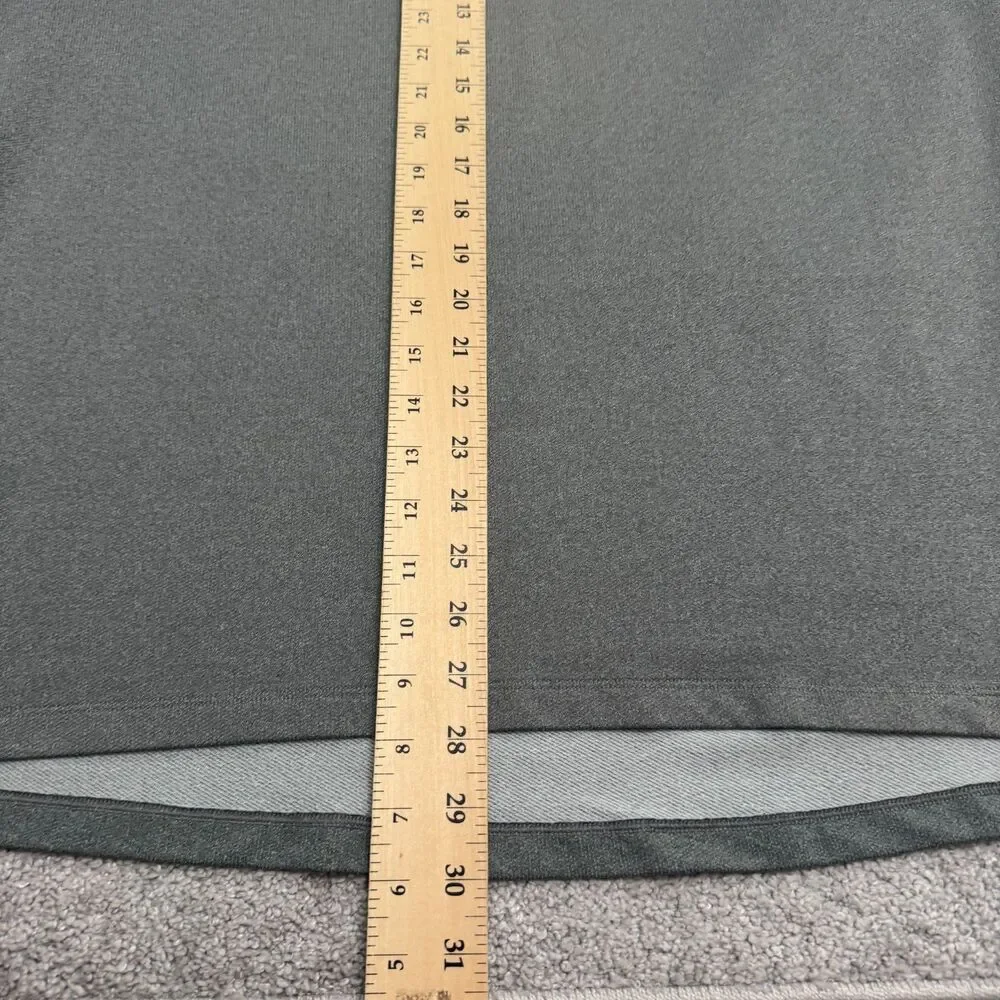 Nike Dri-Fit Running Long Sleeve Activewear T-Shirt Mens XL Gray Reflective Tee